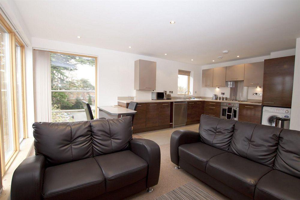 Southampton Serviced Apartments Exterior photo