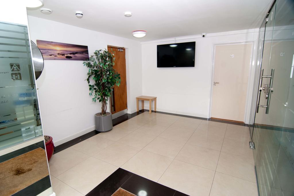 Southampton Serviced Apartments Exterior photo