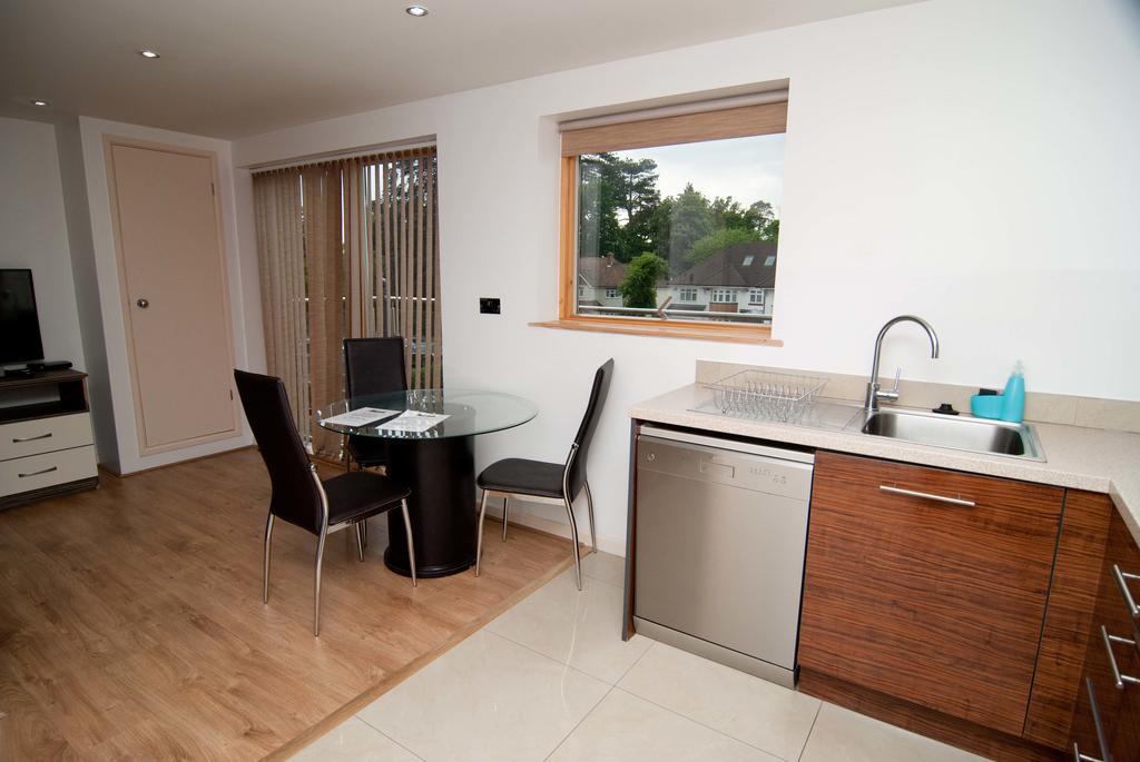 Southampton Serviced Apartments Exterior photo
