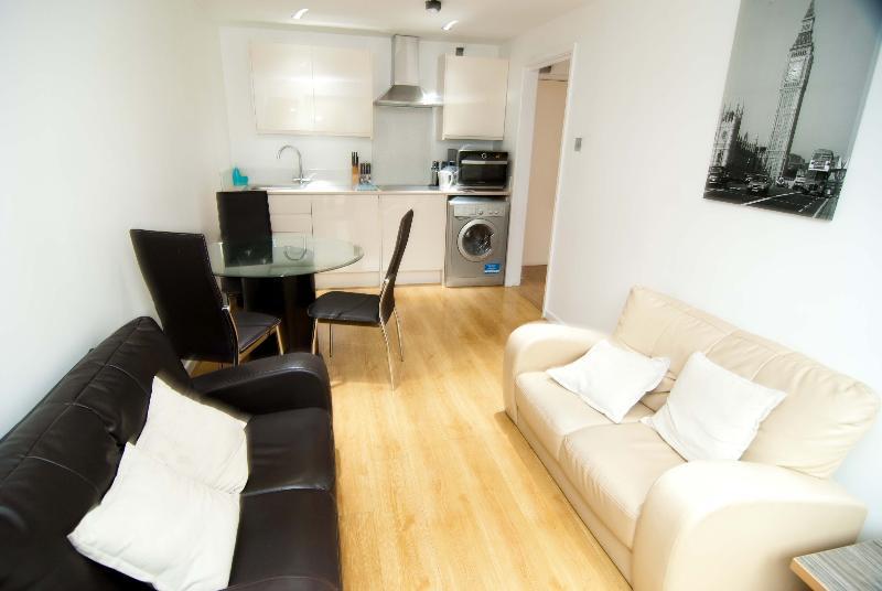 Southampton Serviced Apartments Exterior photo